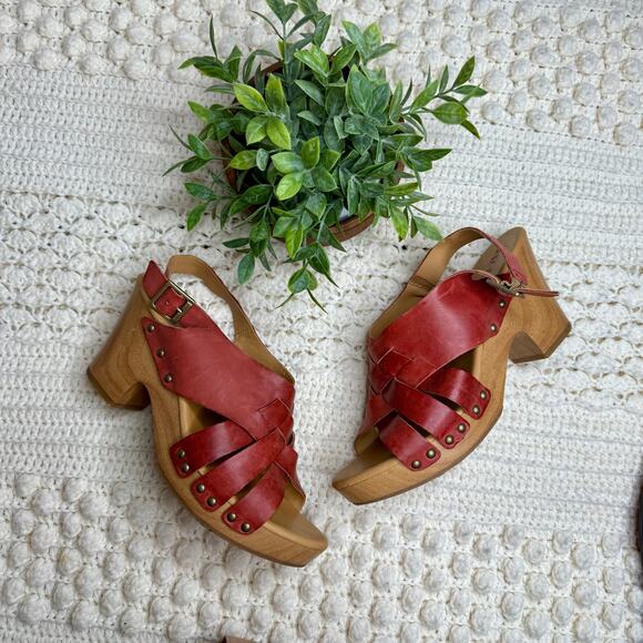 KORKS KORK-EASE Wynn Criss Cross Leather Clog Sandals Coral Size 10 - Picture 4 of 15